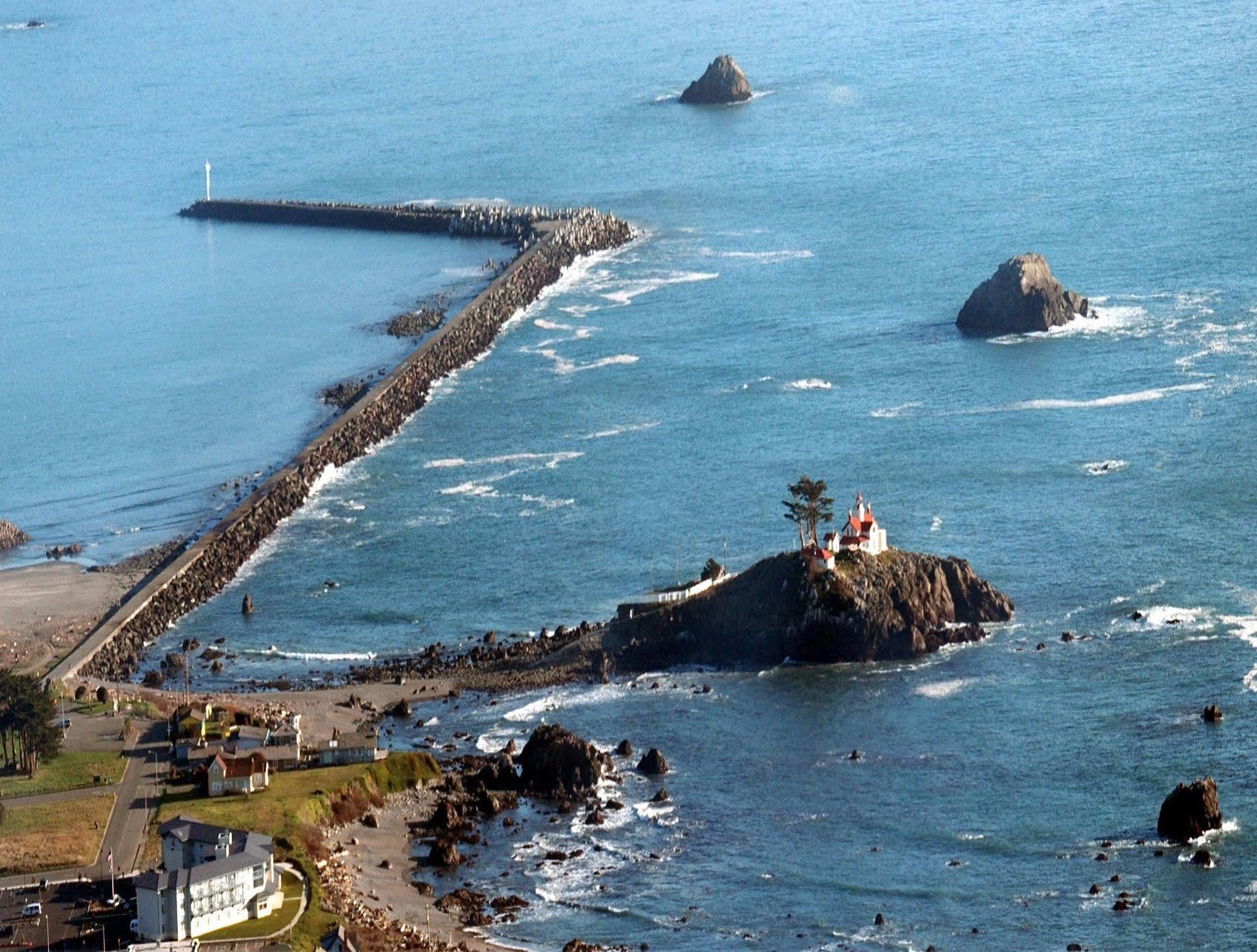 Oceanfront Lodge Crescent City Dış mekan fotoğraf
